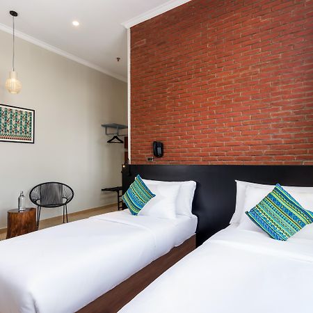 S Loft Manado Hotel Eksteriør billede