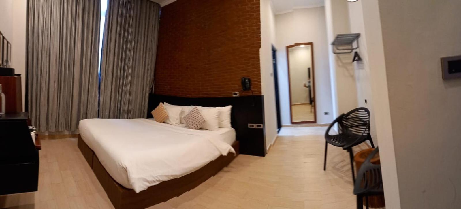 S Loft Manado Hotel Eksteriør billede